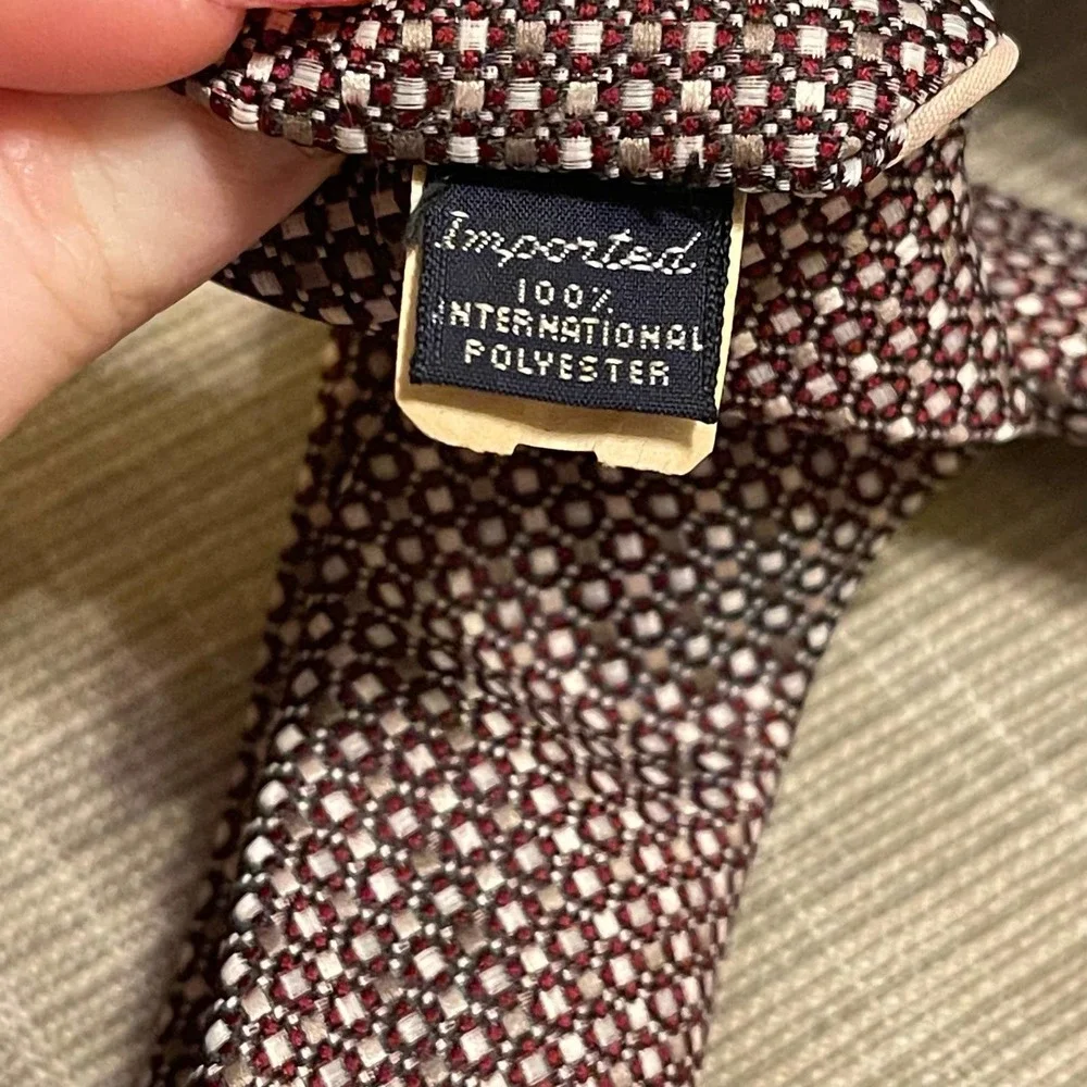 Givenchy Gentleman Paris Red Diamond Print Tie